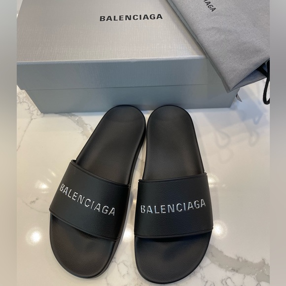 Balenciaga Women's Logo Pool Slides 8 B/38 EU - Picture 9 of 14
